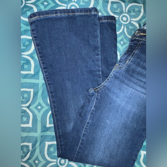 Girls size 8 Cat & Jack jeans. Brand new. - Picture 3 of 6